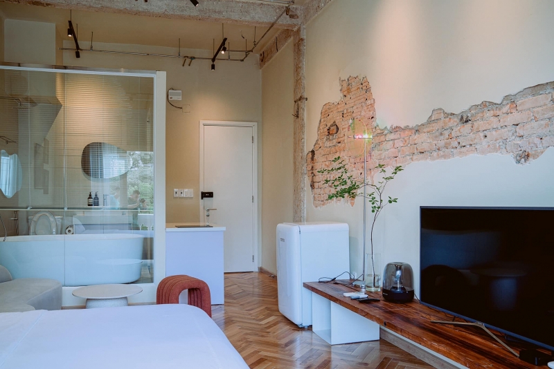 can ho dep xuat than voi gam mau trung tinh vat lieu go gan gui