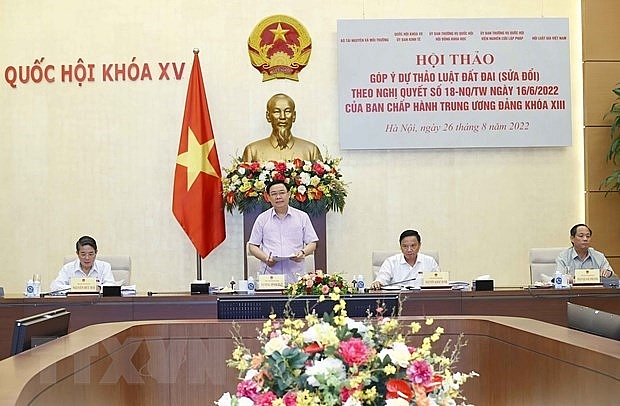 khuyen nghi nhung chinh sach kinh te trong sua doi luat dat dai 2013