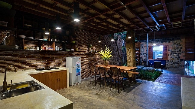 Người cha bỏ phố về quê làm nhà cấp 4 đặc biệt để con có kỉ niệm tuổi thơ nguoi cha bo pho ve que lam nha cap 4 dac biet de con co ki niem tuoi tho