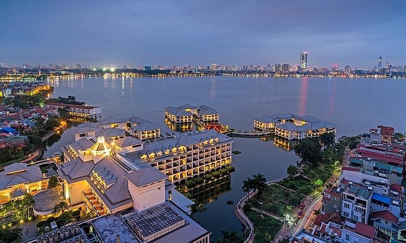 mua ban khach san 5 sao hon 350 trieu usd o viet nam
