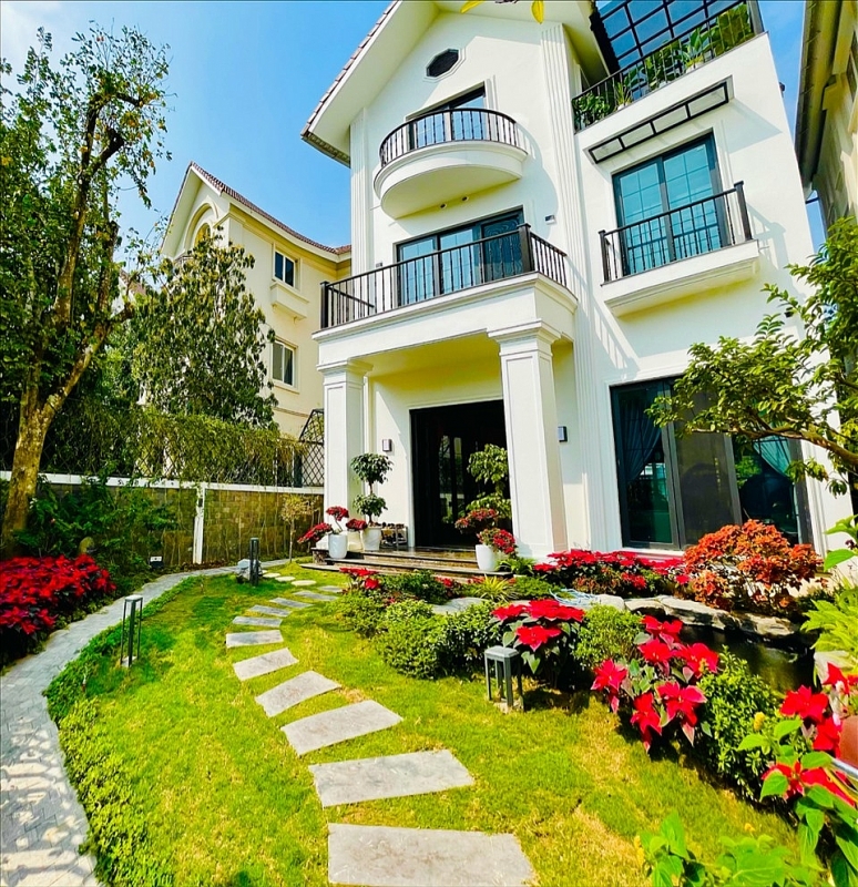 biet thu trieu usd xa hoa cua dien vien la thanh huyen