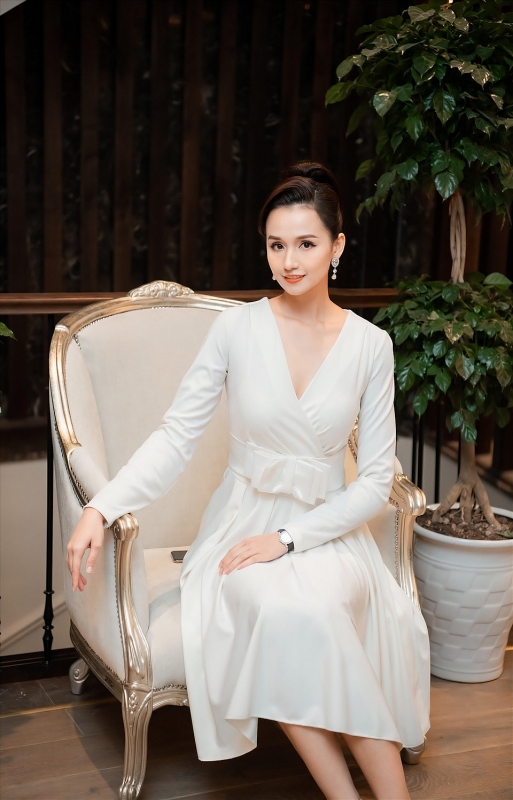 biet thu trieu usd xa hoa cua dien vien la thanh huyen