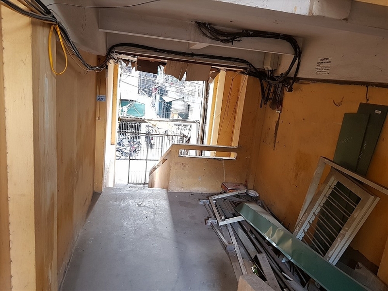 Quang cảnh mục nát loạt chung cư cũ sắp được các "ông lớn" bất động sản cải tạo quang canh muc nat loat chung cu cu sap duoc cac ong lon bat dong san cai tao