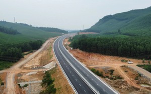 Quốc hội xem xét cơ chế giao địa phương làm cao tốc, quốc lộ