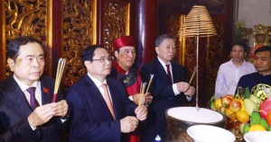 Thủ tướng Phạm Minh Chính dâng hương ngày Giỗ Tổ Hùng Vương