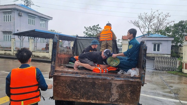 Vụ 8 người ngạt khí ở Đà Nẵng: 4 người đã tử vong- Ảnh 1. Vụ 8 người ngạt khí ở Đà Nẵng: 4 người đã tử vong- Ảnh 1.