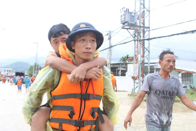 Đắk Lắk có 27 người chết do đợt lũ lịch sử, nhiều tỉnh miền Trung gia tăng thiệt hại- Ảnh 5.