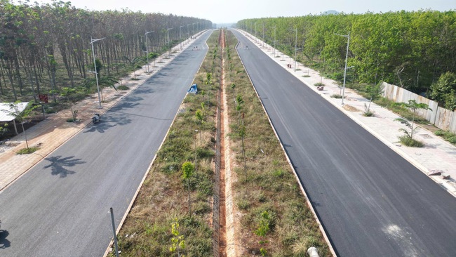 Đồng Nai ph&aacute;t lệnh tăng tốc thi c&ocirc;ng c&aacute;c tuyến giao th&ocirc;ng kết nối li&ecirc;n v&ugrave;ng ngay sau Tết- Ảnh 4.