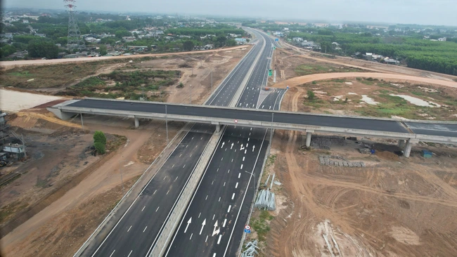 Kết nối hai cao tốc trọng điểm ph&iacute;a Nam, t&iacute;nh to&aacute;n thu ph&iacute; tạm, tr&aacute;nh xung đột giao th&ocirc;ng- Ảnh 2.