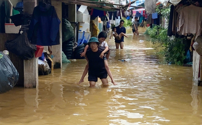 Cao Bằng: Mưa lớn gây ngập lụt nhiều nơi, hàng trăm hộ dân bị ảnh hưởng- Ảnh 1.