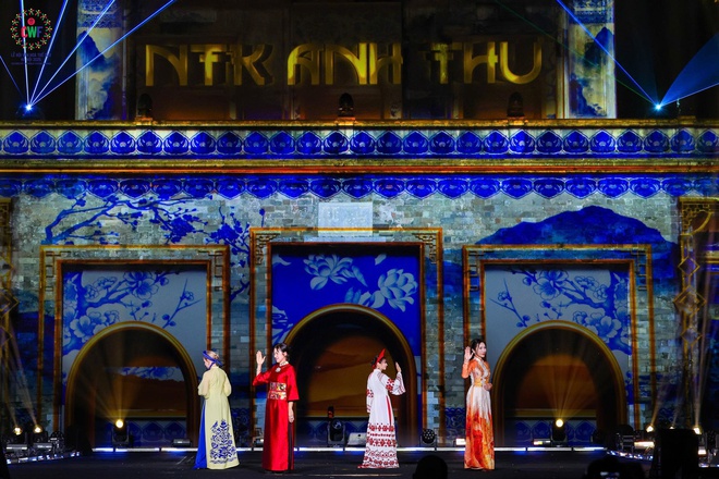 Show diễn "Bước chân Di sản" của Lễ hội Văn hóa quyên góp được 2,5 tỷ đồng ủng hộ vùng lũ- Ảnh 3.