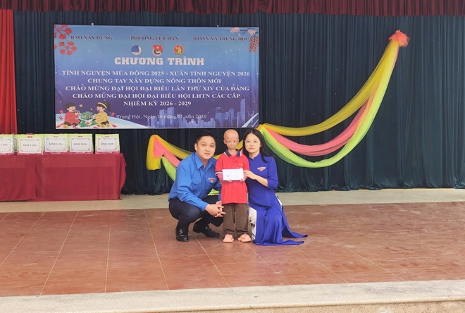 Tuổi trẻ B&aacute;o X&acirc;y dựng mang y&ecirc;u thương đến học sinh v&ugrave;ng cao Th&aacute;i Nguy&ecirc;n- Ảnh 3.