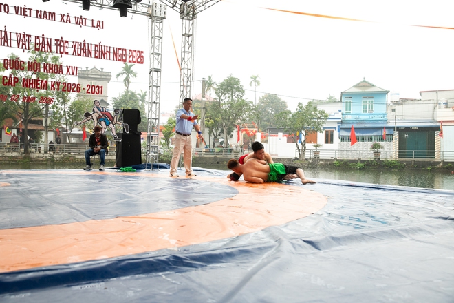 Rộn r&agrave;ng khai hội Đền Tr&uacute;c L&acirc;m xu&acirc;n B&iacute;nh Ngọ 2026- Ảnh 8.