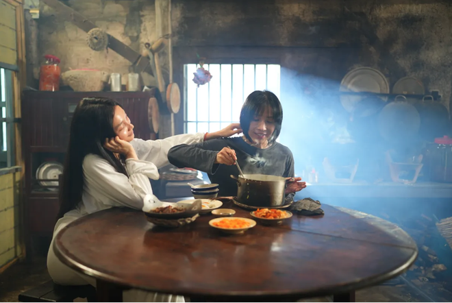 "Quỷ nhập tr&agrave;ng 2" dẫn đầu ph&ograve;ng v&eacute; Việt, vượt doanh thu 43 tỷ đồng sau hơn 1 ng&agrave;y ra rạp- Ảnh 8.