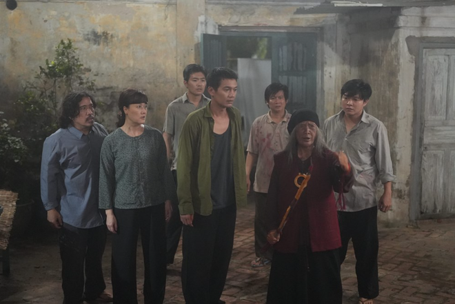 "Quỷ nhập tr&agrave;ng 2" dẫn đầu ph&ograve;ng v&eacute; Việt, vượt doanh thu 43 tỷ đồng sau hơn 1 ng&agrave;y ra rạp- Ảnh 5.