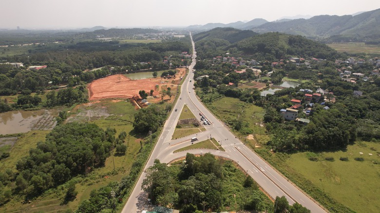 Khởi công dự án giao thông để từ Hà Nội về Hoà Bình chỉ còn 30 phút - Ảnh 3. Khởi công dự án giao thông để từ Hà Nội về Hoà Bình chỉ còn 30 phút - Ảnh 3.