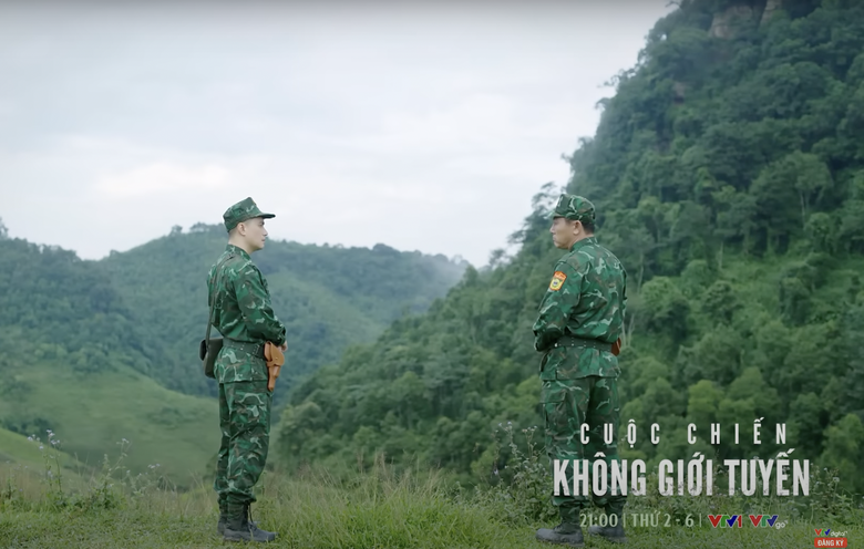 Đồn trưởng Trung và đồn phó Quang tâm sự về những trăn trở tại địa bàn. Đồn trưởng Trung và đồn phó Quang tâm sự về những trăn trở tại địa bàn.