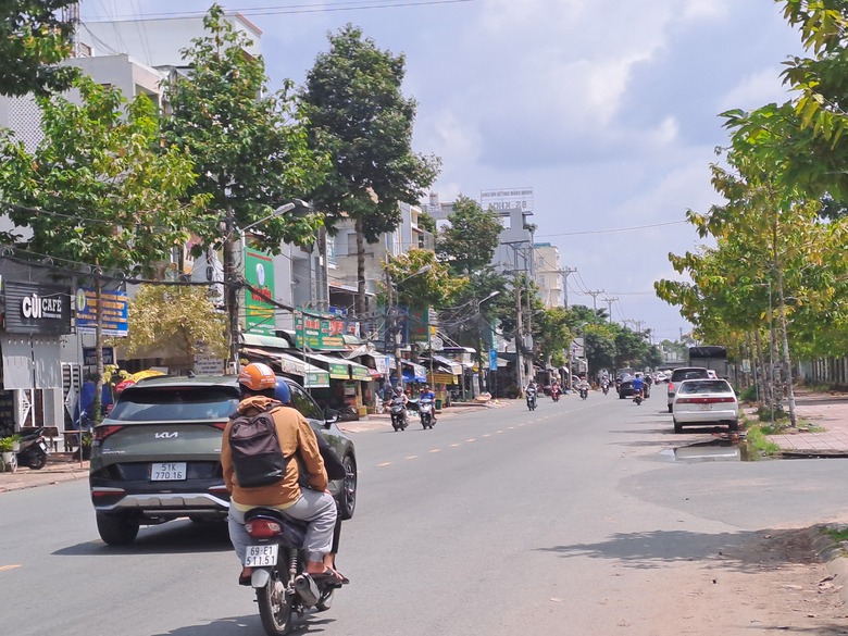 Chiếc cầu ở trung t&acirc;m th&agrave;nh phố Cần Thơ đ&atilde; khởi c&ocirc;ng 5 năm, giờ x&acirc;y đến đ&acirc;u? - Ảnh 2.