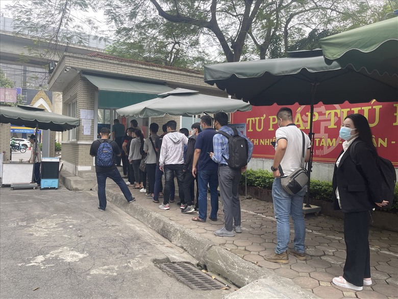 H&agrave; Nội: Chấm dứt y&ecirc;u cầu người d&acirc;n nộp Phiếu l&yacute; lịch tư ph&aacute;p kh&ocirc;ng đ&uacute;ng quy định - Ảnh 1.