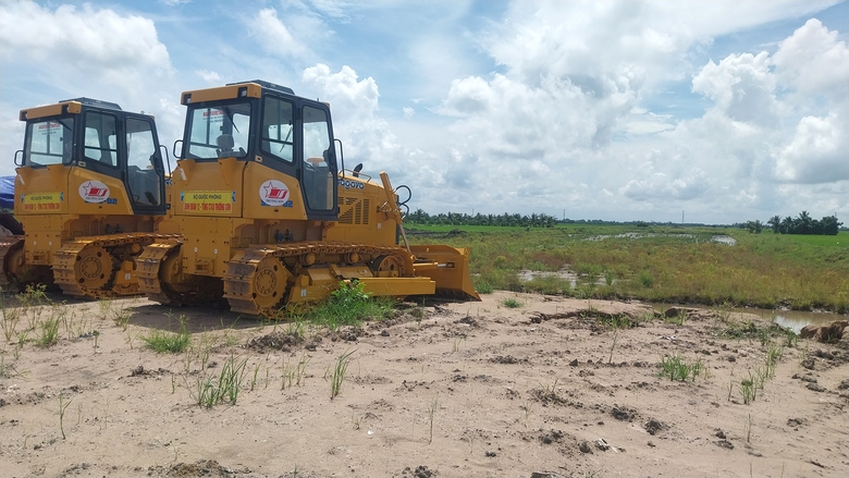 Cao tốc qua 4 tỉnh miền T&acirc;y sẵn mặt bằng, chỉ chờ c&aacute;t - Ảnh 1.