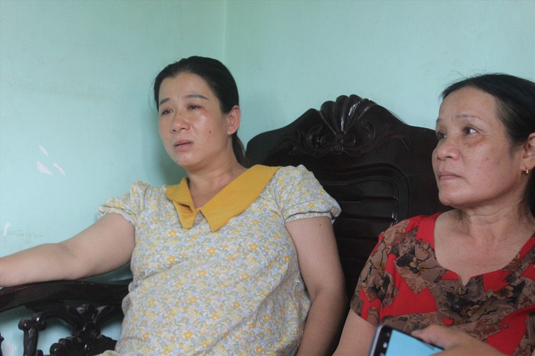 Bão lòng trong căn nhà nhỏ giữa làng chài đêm khuya - Ảnh 10. Bão lòng trong căn nhà nhỏ giữa làng chài đêm khuya - Ảnh 10.