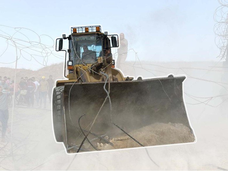 M&aacute;y ủi, d&ugrave; lượn, AK-47 - Kh&aacute;m ph&aacute; kho vũ kh&iacute; "ma qu&aacute;i" của Hamas khiến Israel bất ngờ! - Ảnh 7.