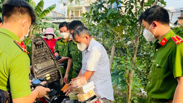 Sau Mười Tường, An Giang tiếp t&uacute;c x&eacute;t xử vụ bu&ocirc;n lậu v&agrave;ng lớn tiếp theo tr&ecirc;n địa b&agrave;n tỉnh - Ảnh 3.