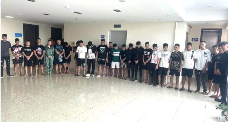 Ph&aacute;t hiện 25 đối tượng trong qu&aacute;n ăn dương t&iacute;nh với ma tu&yacute; - Ảnh 1.