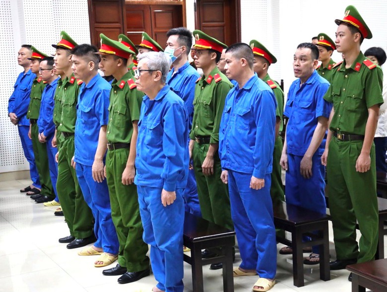 Mức &aacute;n n&agrave;o cho cựu chủ tịch AIC trong vụ"th&ocirc;ng thầu" ở Bệnh viện Sản - Nhi Quảng Ninh? - Ảnh 1.