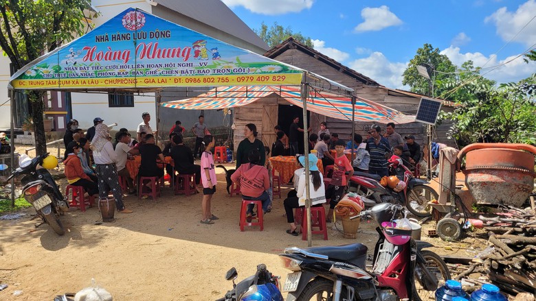 Hỗ trợ 4 nạn nhân tử vong do TNGT tại Gia Lai - Ảnh 2. Hỗ trợ 4 nạn nhân tử vong do TNGT tại Gia Lai - Ảnh 2.