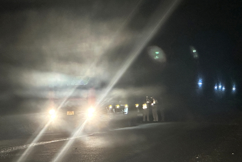 Xe cơi nới, c&oacute; dấu hiệu tải v&ocirc; tư hoạt động giữa cao điểm ở Đắk Lắk - Ảnh 5.