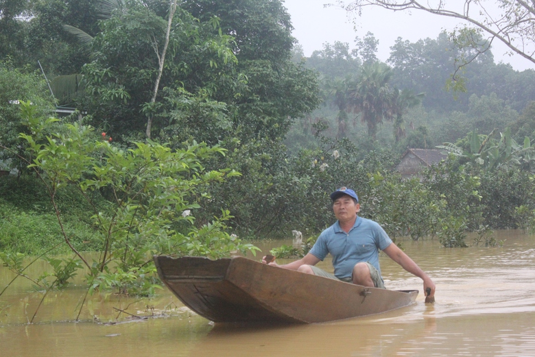 Th&ocirc;ng tuyến đường sắt Bắc - Nam sau sự cố sạt lở, nhiều tuyến quốc lộ qua H&agrave; Tĩnh nước r&uacute;t - Ảnh 4.