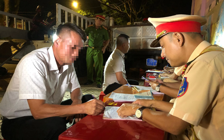 T&agrave;i xế vi phạm nồng độ cồn, dương t&iacute;nh ma t&uacute;y bị phạt 80 triệu đồng
