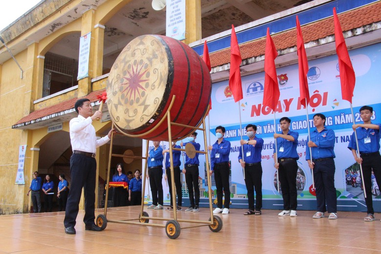Hậu Giang: Ngày hội thanh niên với văn hóa giao thông - Ảnh 1. Hậu Giang: Ngày hội thanh niên với văn hóa giao thông - Ảnh 1.