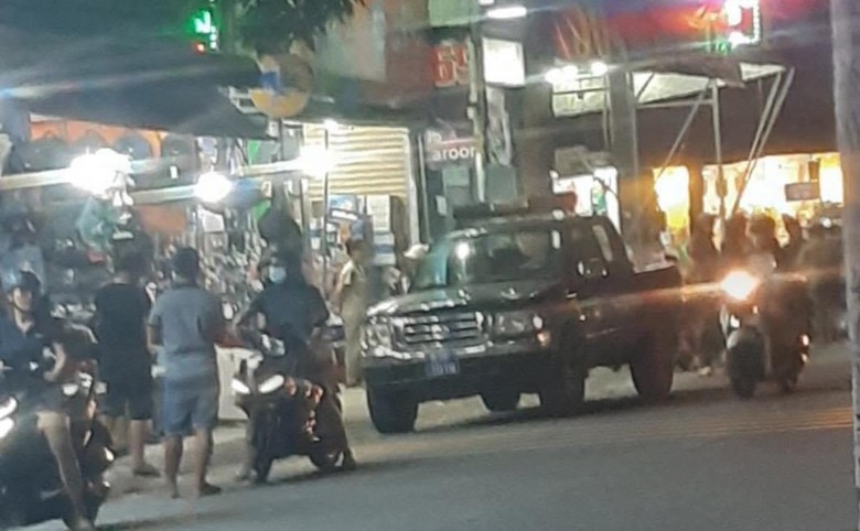 Tới nhậu trễ, bị phạt 6 ly bia rồi xảy ra &aacute;n mạng - Ảnh 1.