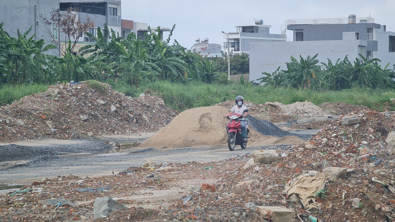 &Igrave; ạch GPMB, dự &aacute;n trục I T&acirc;y Bắc Đ&agrave; Nẵng nham nhở - Ảnh 5.