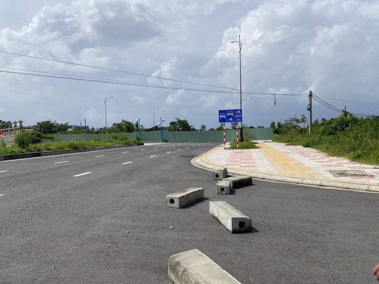 &Igrave; ạch GPMB, dự &aacute;n trục I T&acirc;y Bắc Đ&agrave; Nẵng nham nhở - Ảnh 12.