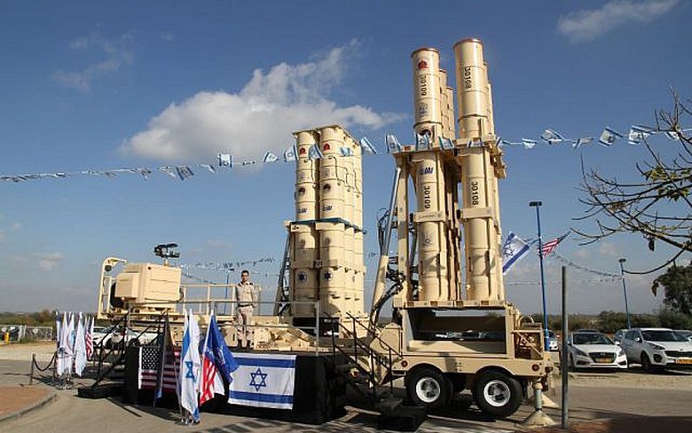 Israel lần đầu sử dụng hệ thống ph&ograve;ng kh&ocirc;ng Arrow chặn t&ecirc;n lửa ph&oacute;ng từ ph&iacute;a Biển Đỏ - Ảnh 1.