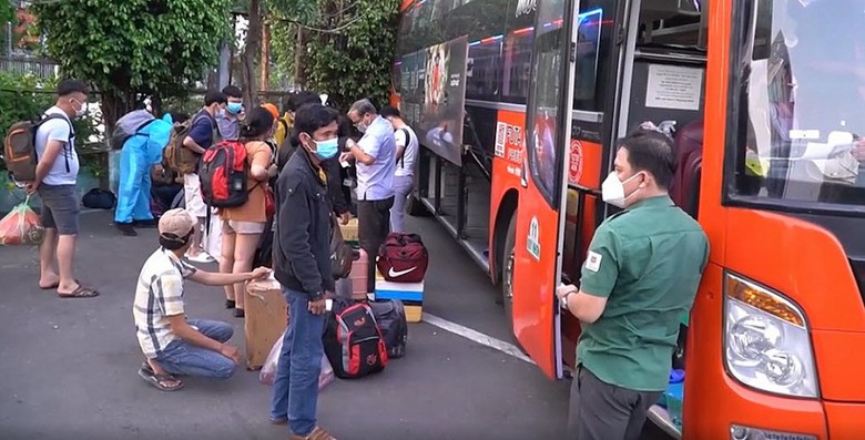 Khoang chở kh&aacute;ch tr&ecirc;n xe &ocirc; t&ocirc; cải tạo cần đảm bảo y&ecirc;u cầu an to&agrave;n kỹ thuật n&agrave;o? - Ảnh 2.