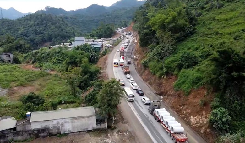 Tin tức tai nạn giao thông mới nhất ngày hôm nay 15/11/2023 - Ảnh 3. Tin tức tai nạn giao thông mới nhất ngày hôm nay 15/11/2023 - Ảnh 3.