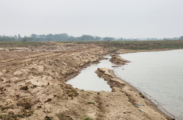 H&agrave; Nội: Kiểm tra kết quả đấu gi&aacute; cấp quyền khai th&aacute;c 3 mỏ c&aacute;t - Ảnh 1.