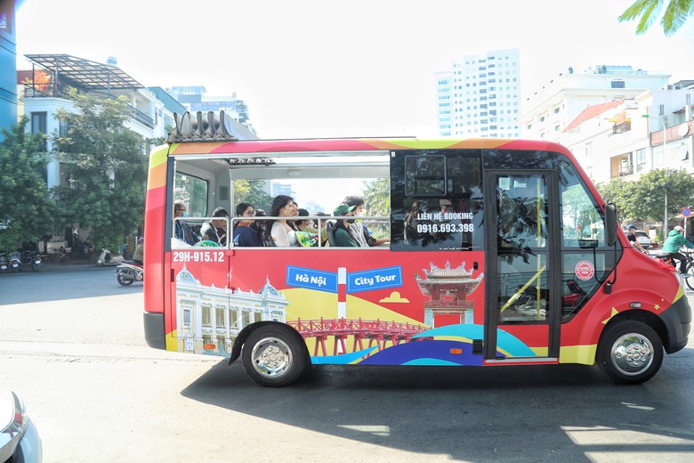 H&agrave; Nội ch&iacute;nh thức khai trương tuyến City Tour một tầng tho&aacute;ng n&oacute;c - Ảnh 7.
