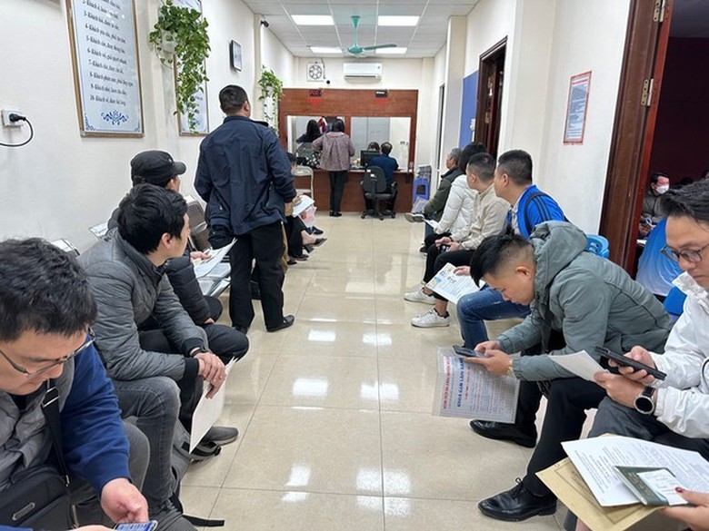 Hà Nội có bao nhiêu điểm cấp đổi GPLX? - Ảnh 1. Hà Nội có bao nhiêu điểm cấp đổi GPLX? - Ảnh 1.