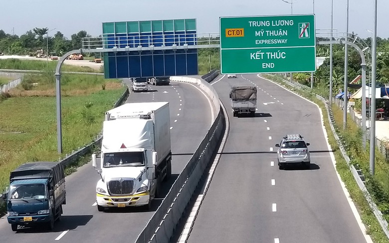 T&agrave;i xế mong c&oacute; trạm dừng nghỉ tr&ecirc;n cao tốc Trung Lương - Mỹ Thuận