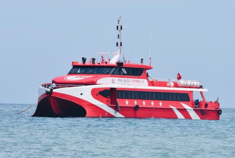 Sửa quy định về quản l&yacute; tuyến vận tải thủy từ bờ ra đảo, đề xuất ph&acirc;n cấp về địa phương - Ảnh 1.