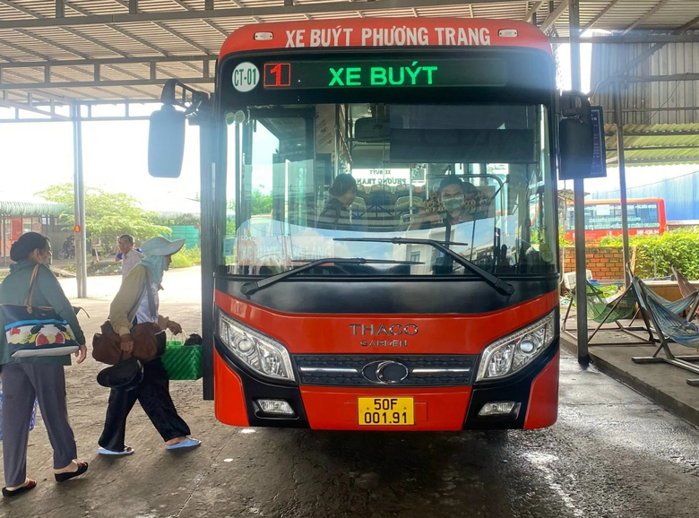 B&aacute;t phố Cần Thơ bằng xe bu&yacute;t, tại sao kh&ocirc;ng? - Ảnh 2.