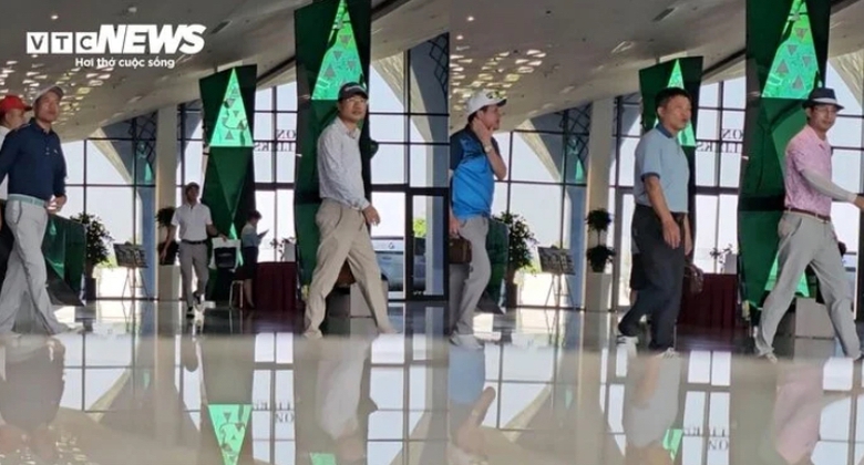 Ph&oacute; thủ tướng y&ecirc;u cầu Bắc Ninh kiểm tra th&ocirc;ng tin l&atilde;nh đạo sở đi chơi golf giờ h&agrave;nh ch&iacute;nh  - Ảnh 1.