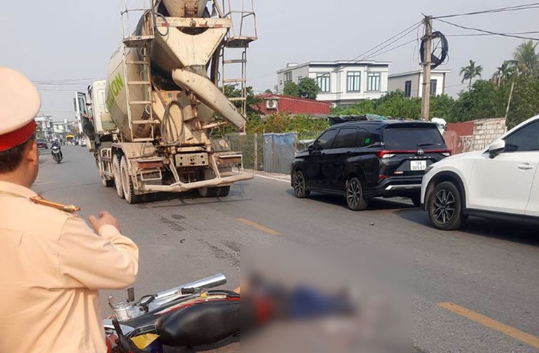 Hiện trường vụ tai nạn thương t&acirc;m ở Hải Ph&ograve;ng.