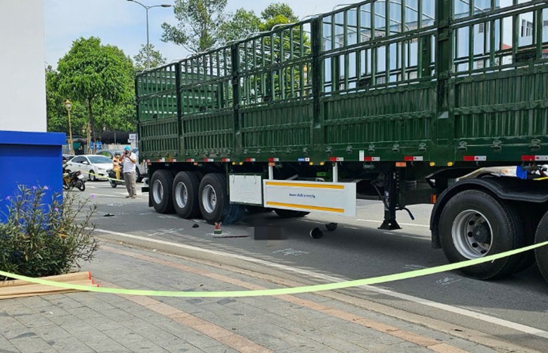 Hiện trường vụ tai nạn thương tâm. Hiện trường vụ tai nạn thương tâm.