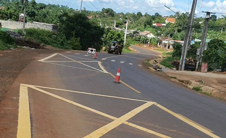 Gia Lai: Tập trung xo&aacute; điểm tiềm ẩn g&acirc;y TNGT - Ảnh 2.